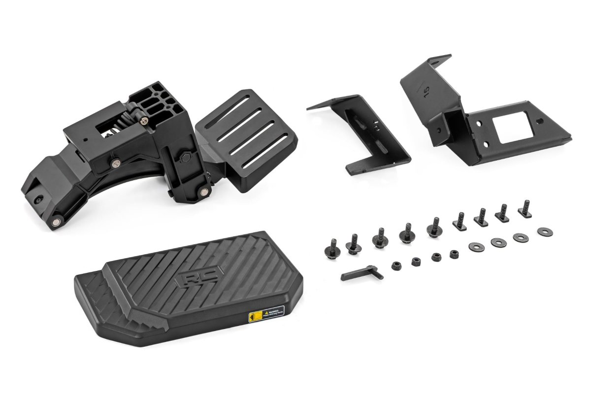 GMC 3500HD Retractable Bed Step - Rough Country - Manual Pull - '15-'19